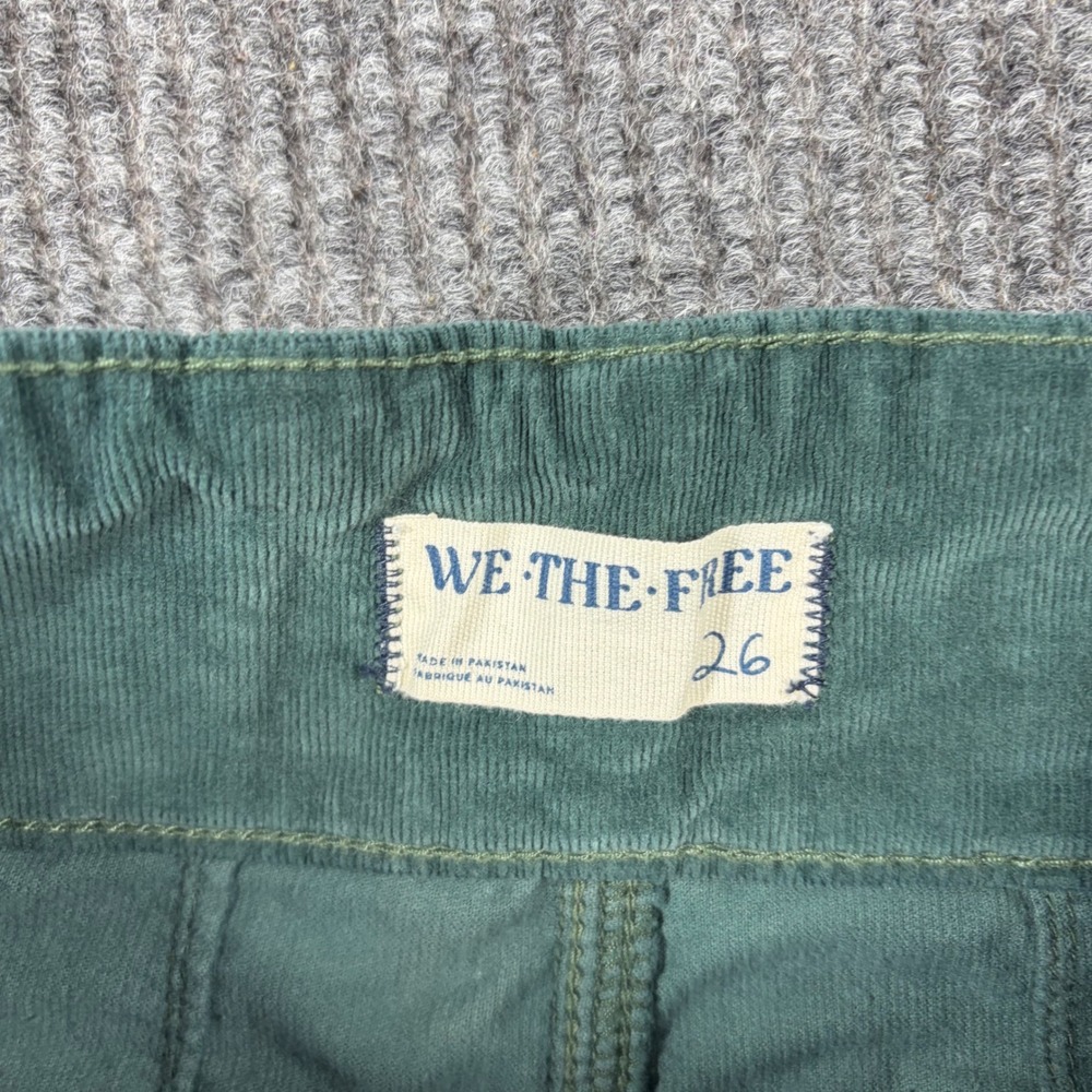 We The Free Free People Green Corduroy Flare Pants High Rise Size 26 - Picture 3 of 8